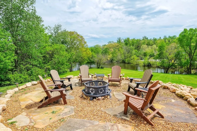 moonshine and fire is a 4 bedroom cabin in Gatlinburg