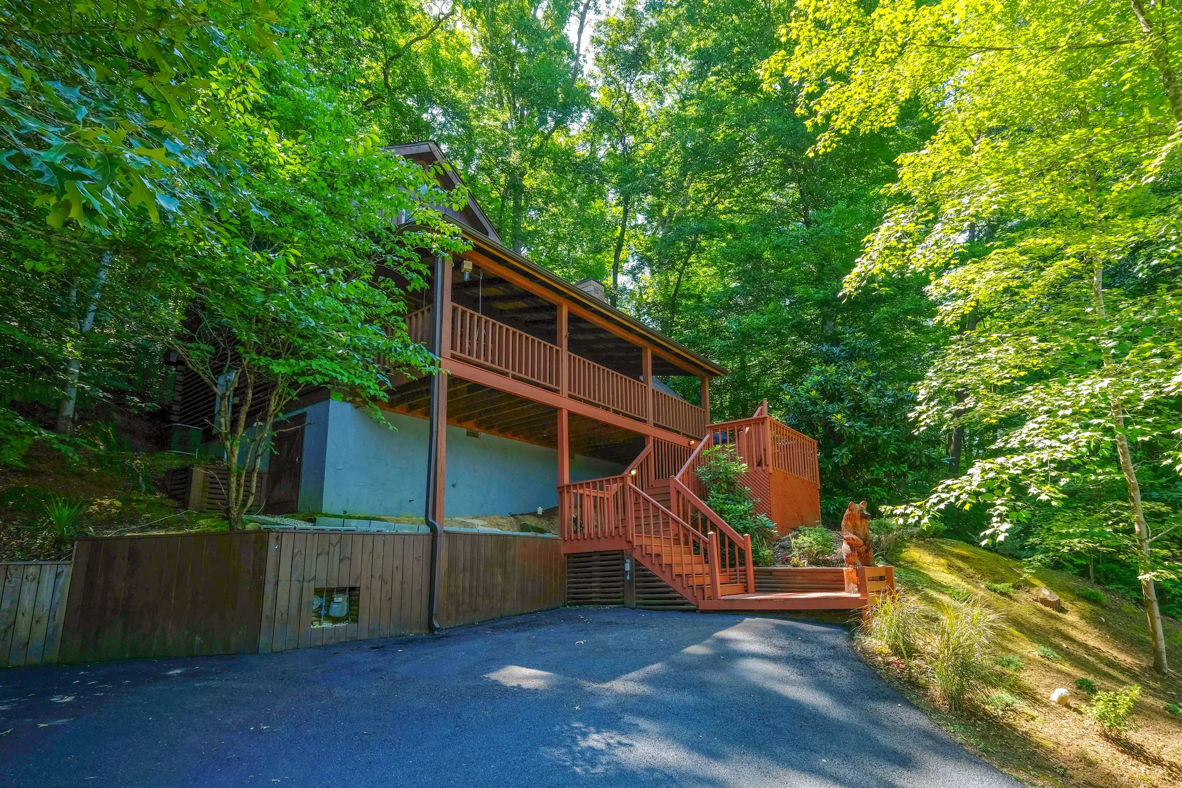 2 Bedroom Cabin Rental in Sevierville: Smoky Mountain Way