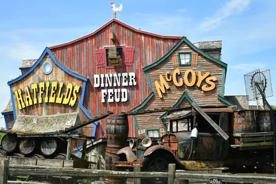 hatfield and mccoy dinner feud - one of the best dinner shows in Pigeon Forge