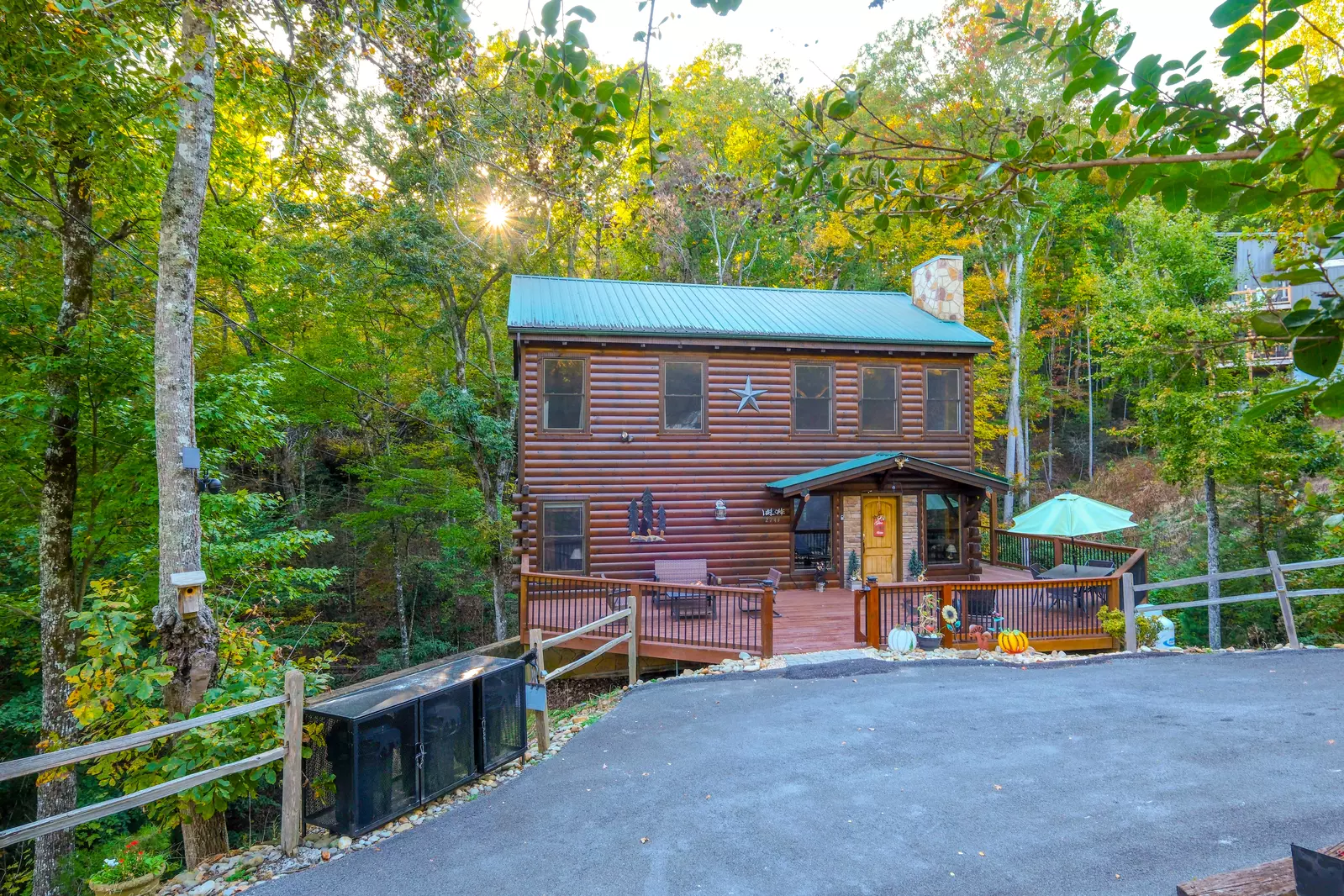 TENNESSEE TREEHOUSE