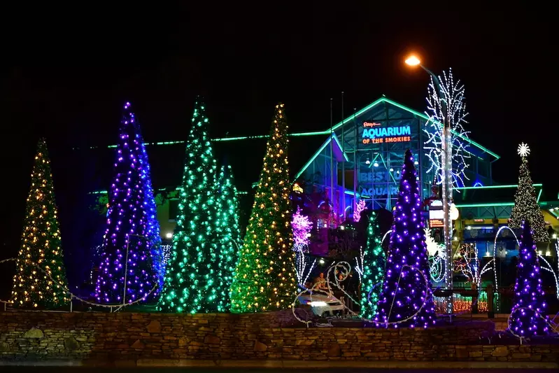 gatlinburg christmas lights